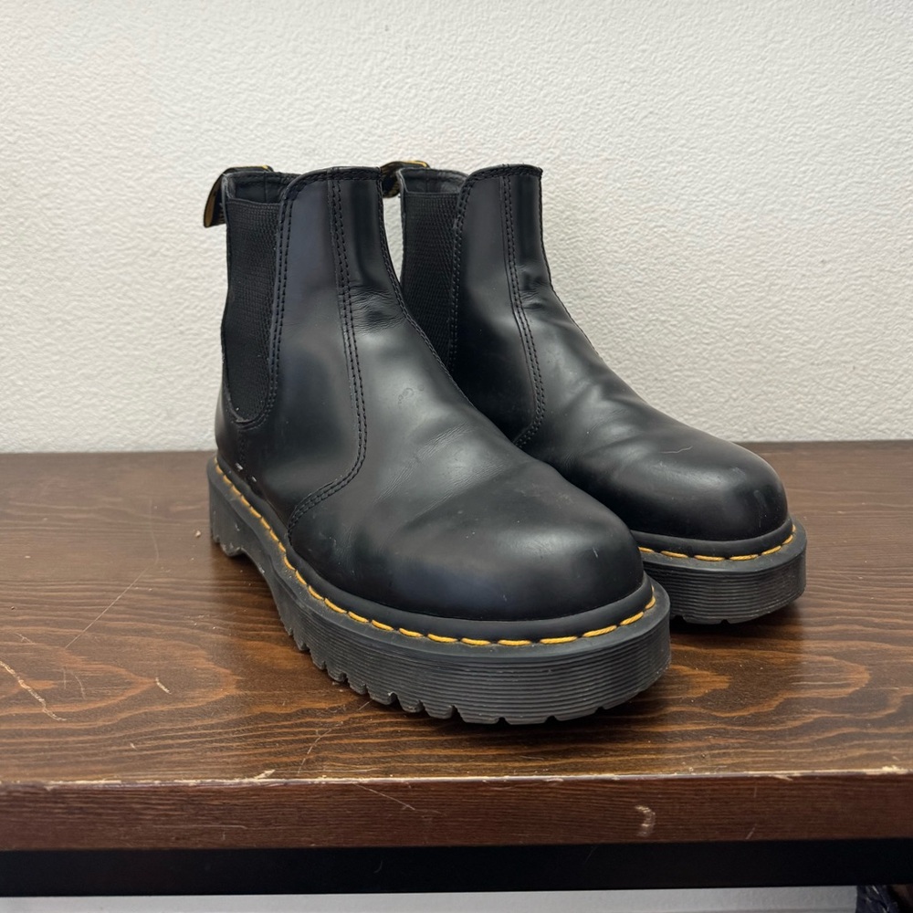 Doc Marten Platform Chelsea Boots